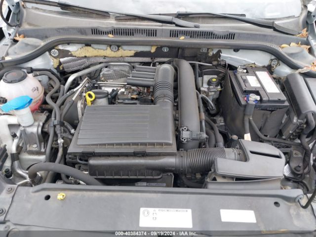 Photo 9 VIN: 3VWDB7AJ7JM241481 - VOLKSWAGEN JETTA 