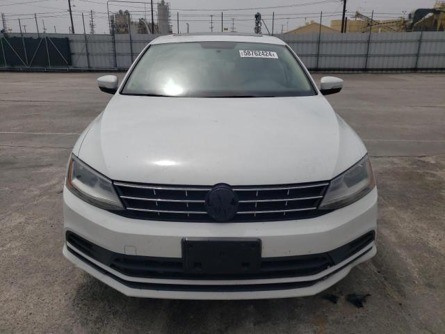 Photo 4 VIN: 3VWDB7AJ7JM255817 - VOLKSWAGEN JETTA 