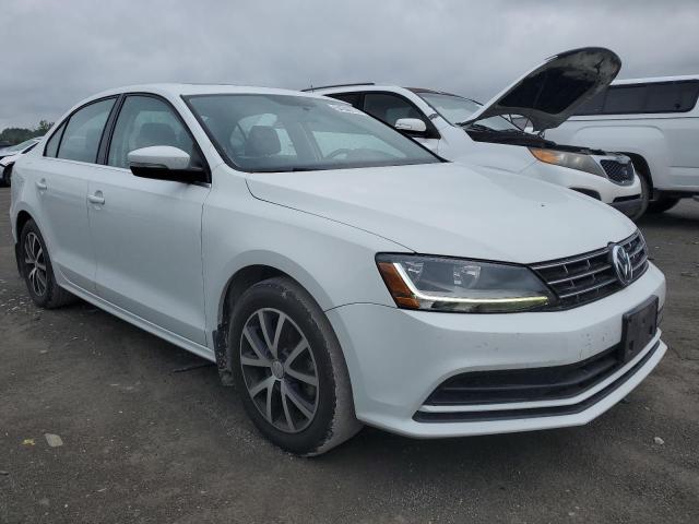 Photo 3 VIN: 3VWDB7AJ7JM260614 - VOLKSWAGEN JETTA 