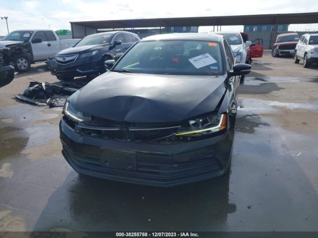 Photo 5 VIN: 3VWDB7AJ8JM262713 - VOLKSWAGEN JETTA 