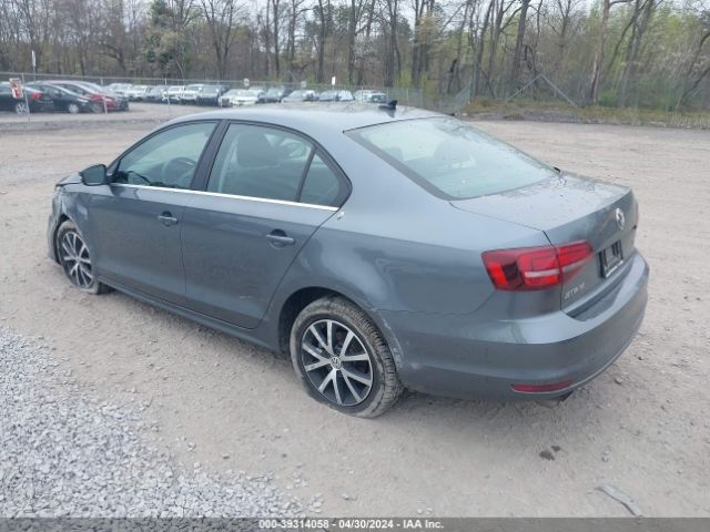 Photo 2 VIN: 3VWDB7AJ8JM263571 - VOLKSWAGEN JETTA 