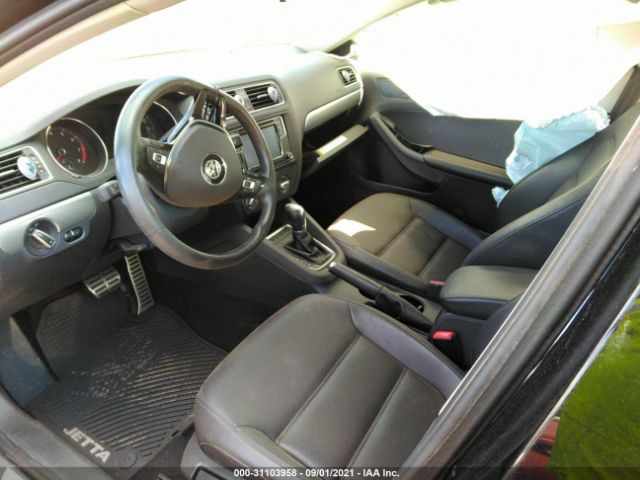 Photo 4 VIN: 3VWDB7AJ9HM235823 - VOLKSWAGEN JETTA 