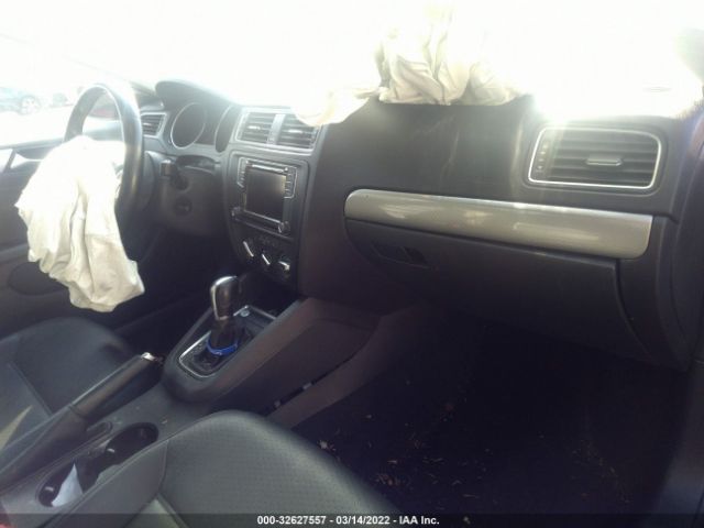 Photo 4 VIN: 3VWDB7AJ9HM282463 - VOLKSWAGEN JETTA 