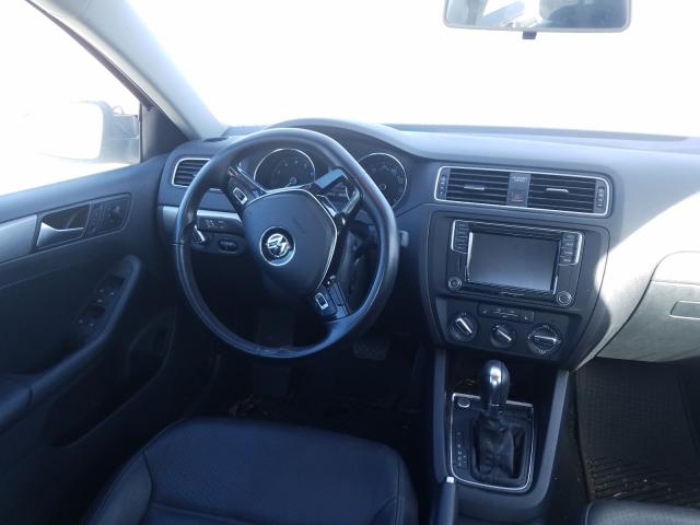 Photo 8 VIN: 3VWDB7AJ9HM312030 - VOLKSWAGEN JETTA SE 