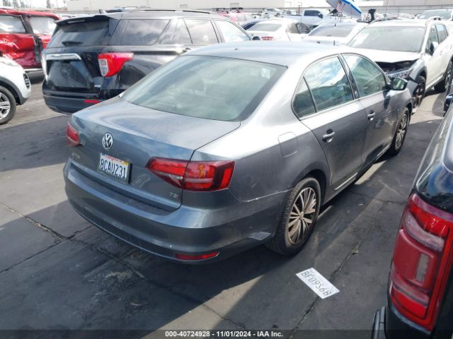 Photo 3 VIN: 3VWDB7AJ9JM211933 - VOLKSWAGEN JETTA 