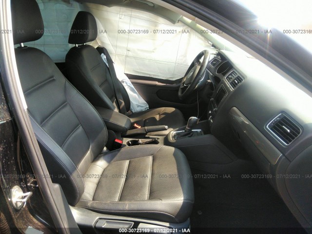 Photo 4 VIN: 3VWDB7AJ9JM262185 - VOLKSWAGEN JETTA 