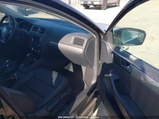 Photo 4 VIN: 3VWDB7AJXHM208632 - VOLKSWAGEN JETTA 