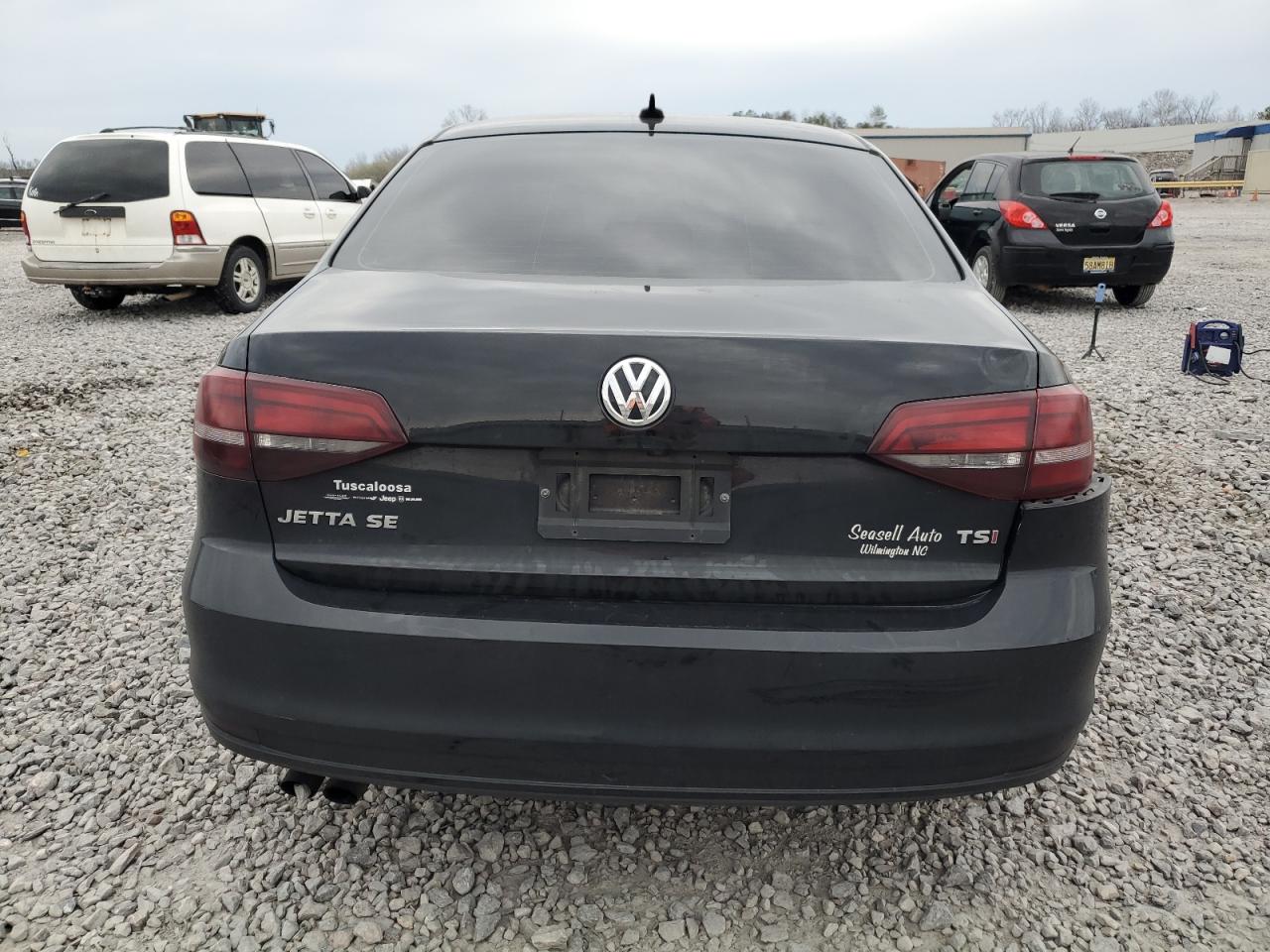 Photo 5 VIN: 3VWDB7AJXHM229979 - VOLKSWAGEN JETTA 