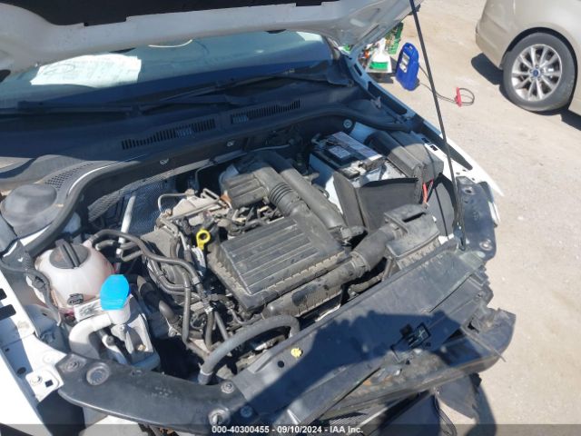 Photo 9 VIN: 3VWDB7AJXHM230677 - VOLKSWAGEN JETTA 