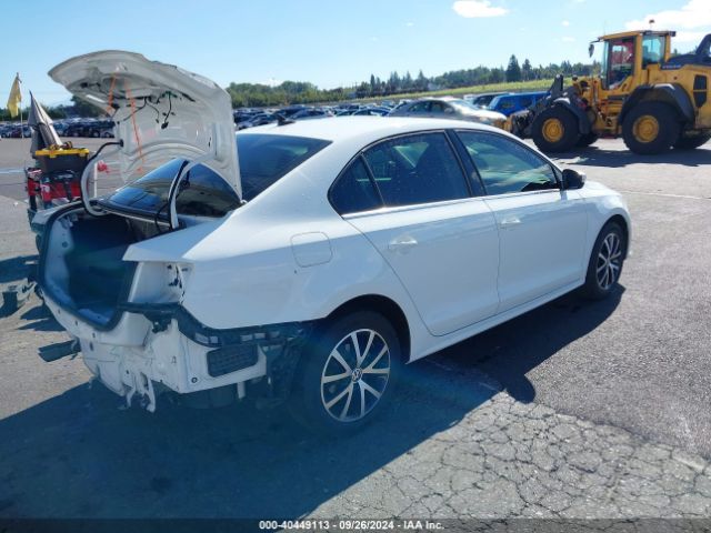 Photo 3 VIN: 3VWDB7AJXHM276607 - VOLKSWAGEN JETTA 