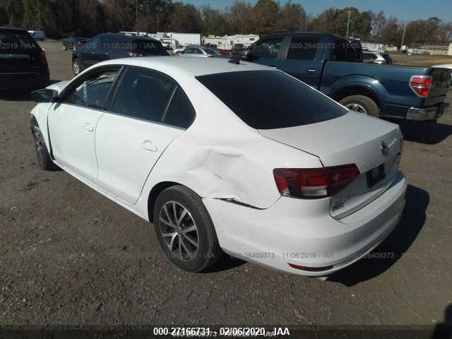 Photo 2 VIN: 3VWDB7AJXHM400262 - VOLKSWAGEN JETTA 