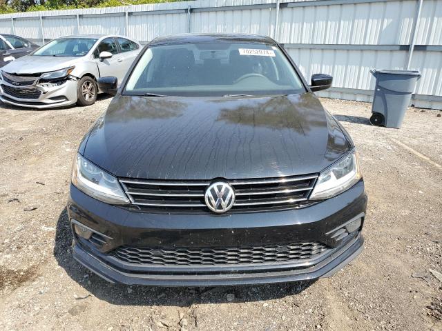 Photo 4 VIN: 3VWDB7AJXJM210449 - VOLKSWAGEN JETTA SE 