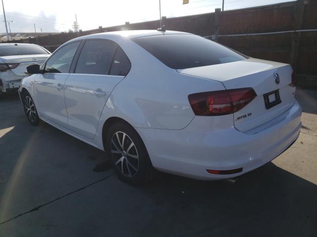 Photo 2 VIN: 3VWDB7AJXJM257058 - VOLKSWAGEN JETTA SE 