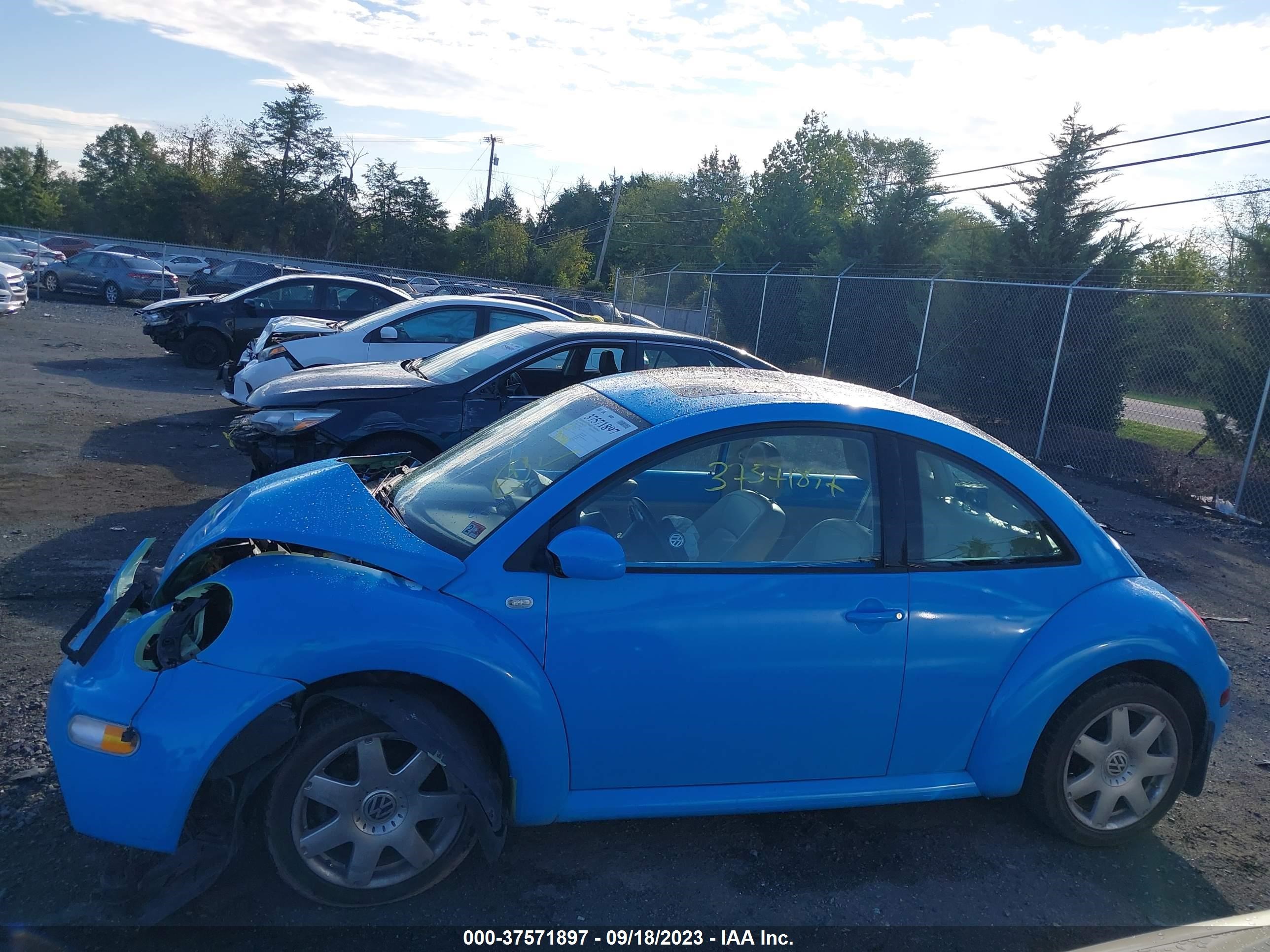 Photo 14 VIN: 3VWDD21C92M421254 - VOLKSWAGEN BEETLE 