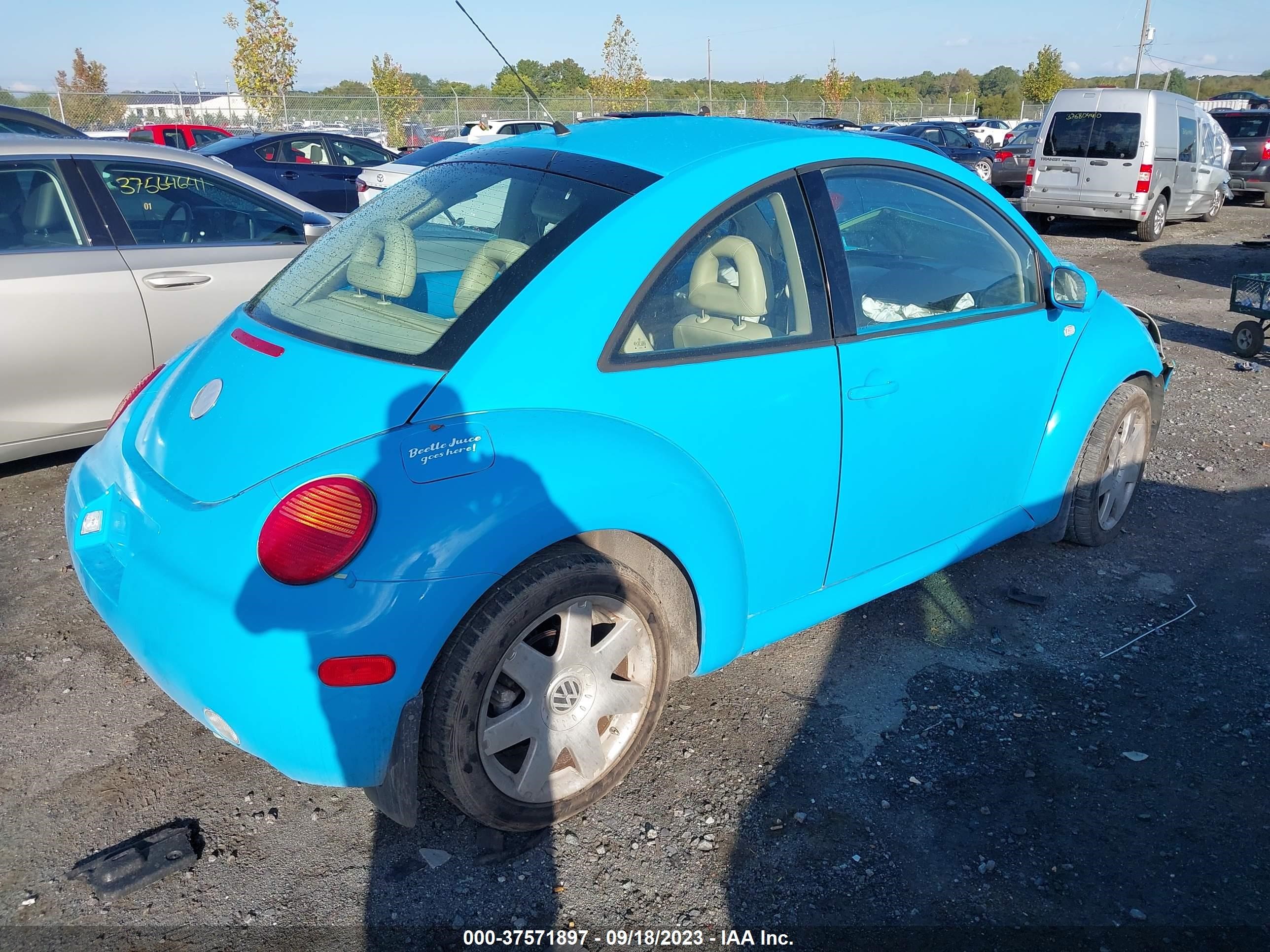 Photo 3 VIN: 3VWDD21C92M421254 - VOLKSWAGEN BEETLE 