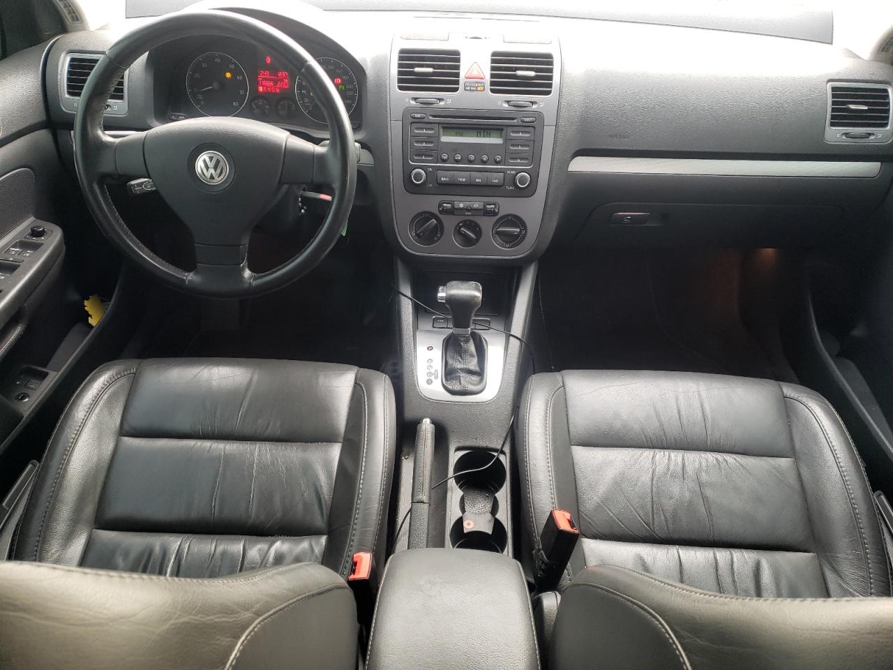 Photo 7 VIN: 3VWDF31K56M603627 - VOLKSWAGEN JETTA 