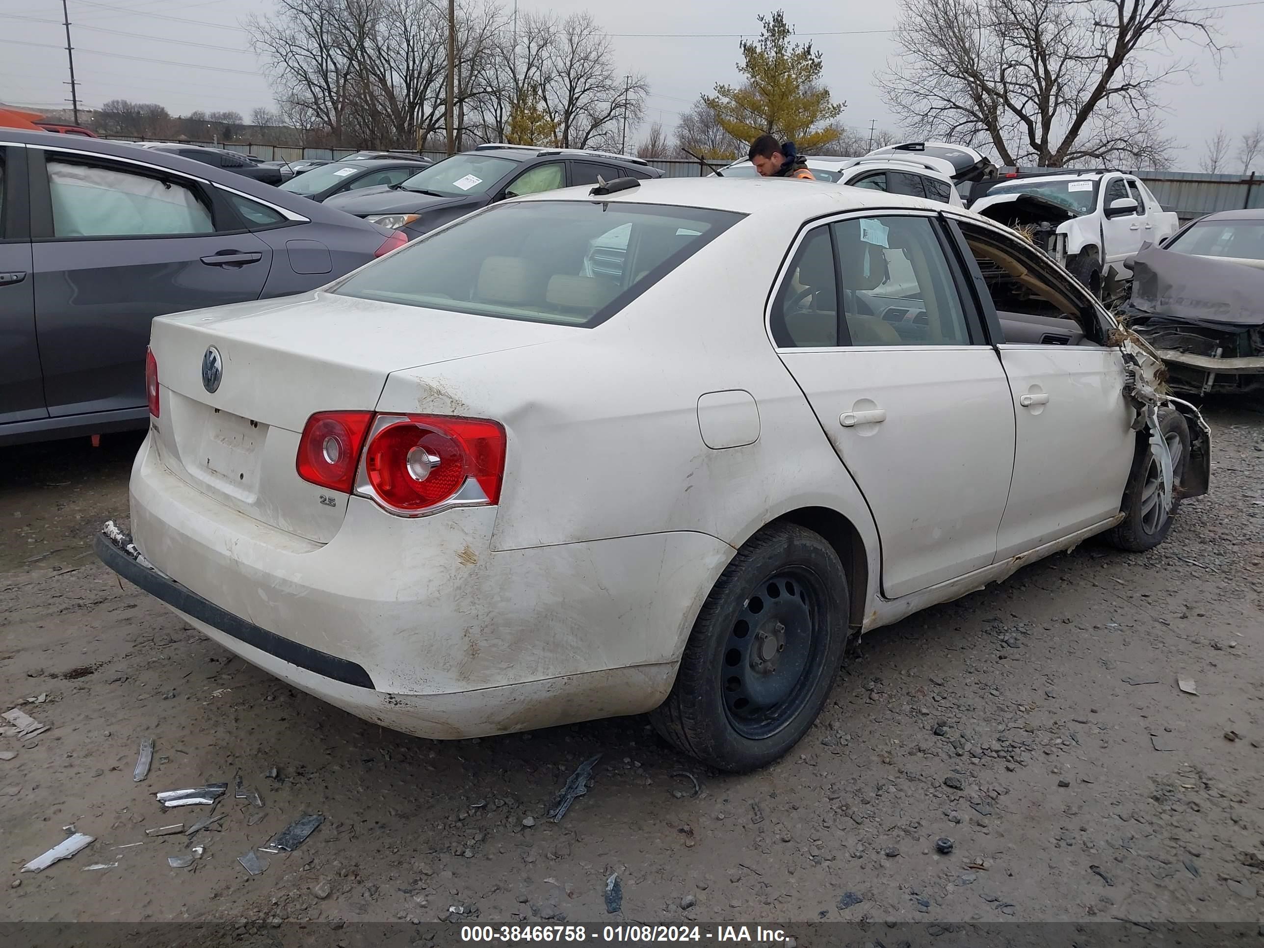 Photo 3 VIN: 3VWDF71K35M636745 - VOLKSWAGEN JETTA 