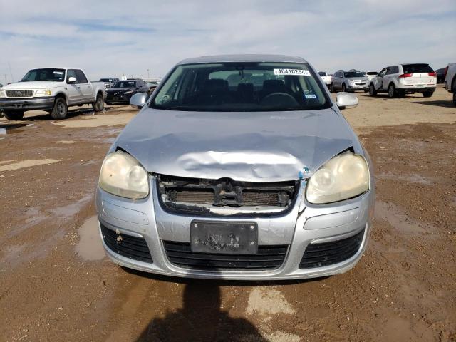 Photo 4 VIN: 3VWDF71K45M606878 - VOLKSWAGEN JETTA 