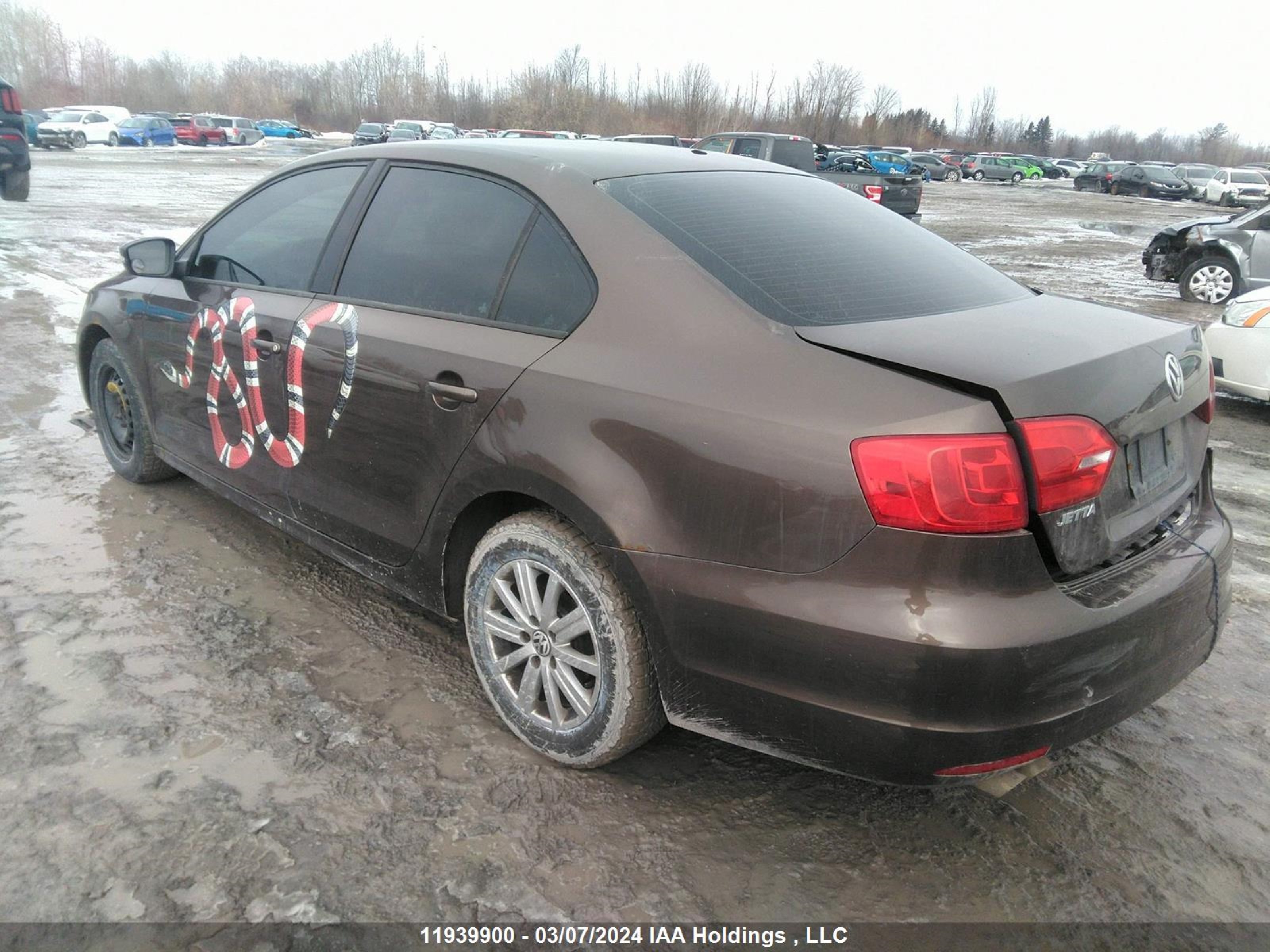 Photo 2 VIN: 3VWDK7AJ4BM386480 - VOLKSWAGEN JETTA 