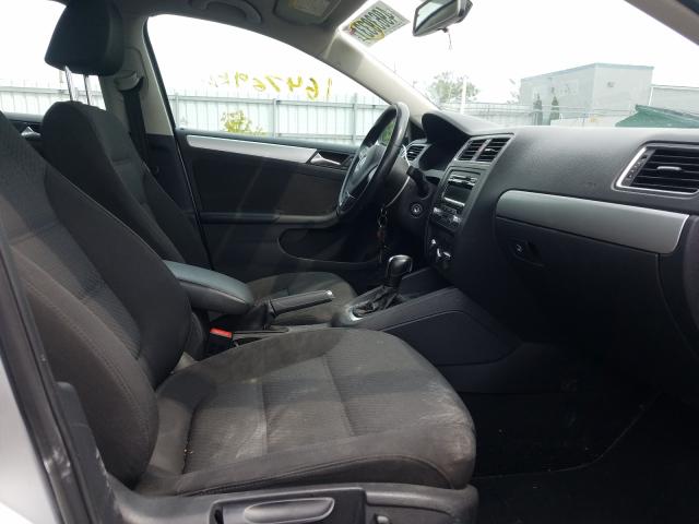 Photo 4 VIN: 3VWDK7AJ4DM306209 - VOLKSWAGEN JETTA 