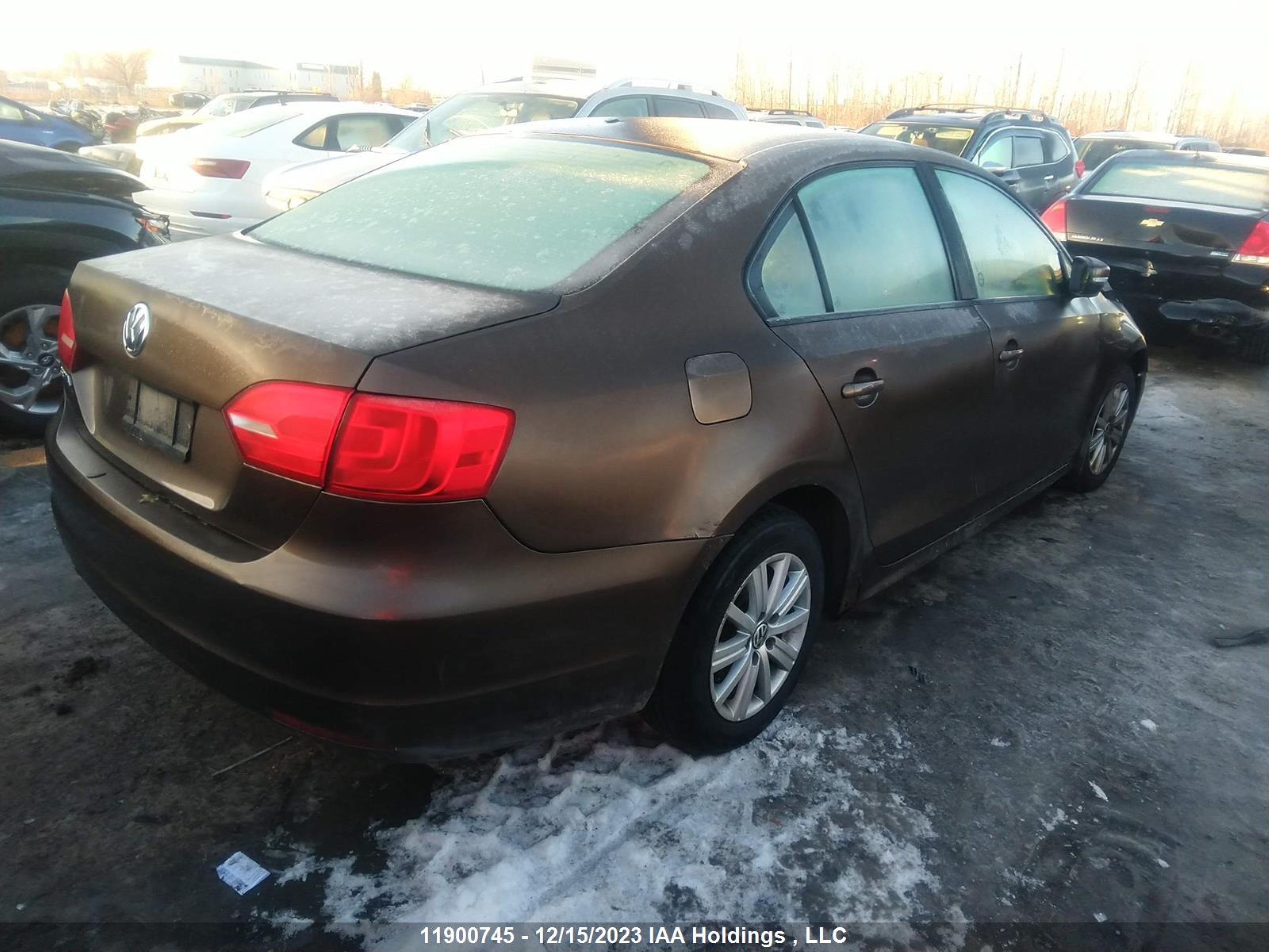 Photo 3 VIN: 3VWDK7AJ8BM056504 - VOLKSWAGEN JETTA 