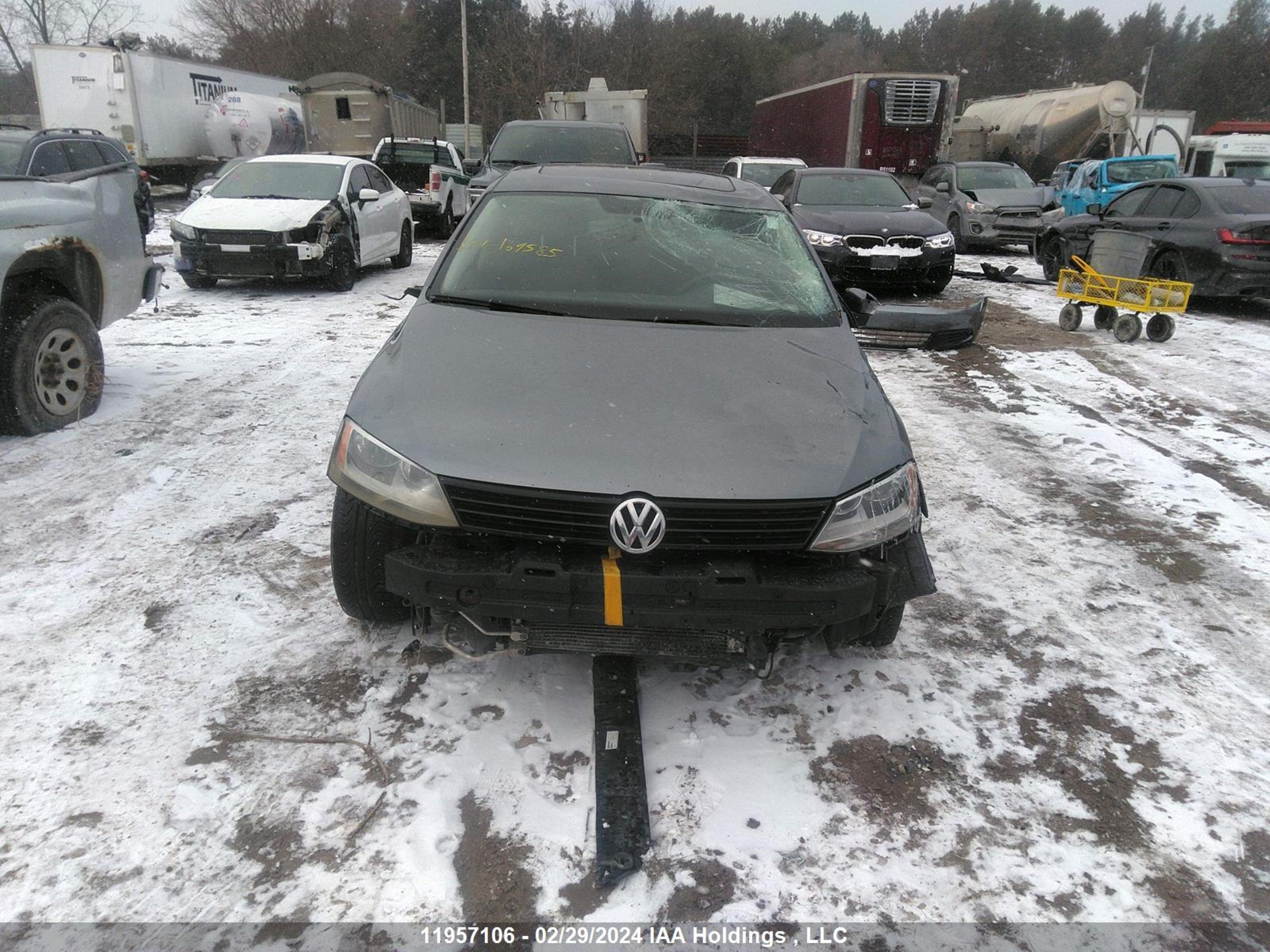 Photo 12 VIN: 3VWDK7AJ9EM335304 - VOLKSWAGEN JETTA 