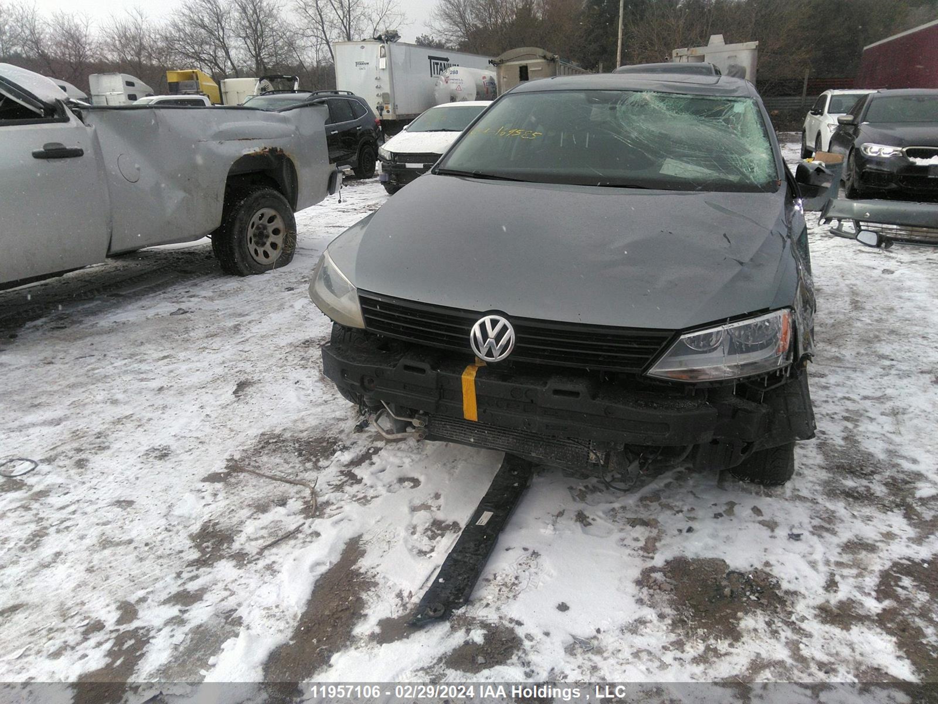 Photo 5 VIN: 3VWDK7AJ9EM335304 - VOLKSWAGEN JETTA 