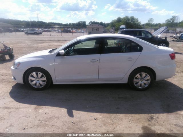 Photo 5 VIN: 3VWDP7AJ0CM322309 - VOLKSWAGEN JETTA SEDAN 