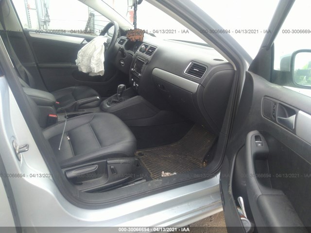 Photo 4 VIN: 3VWDP7AJ0DM372936 - VOLKSWAGEN JETTA SEDAN 