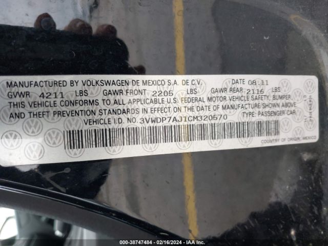 Photo 8 VIN: 3VWDP7AJ1CM320570 - VOLKSWAGEN JETTA 