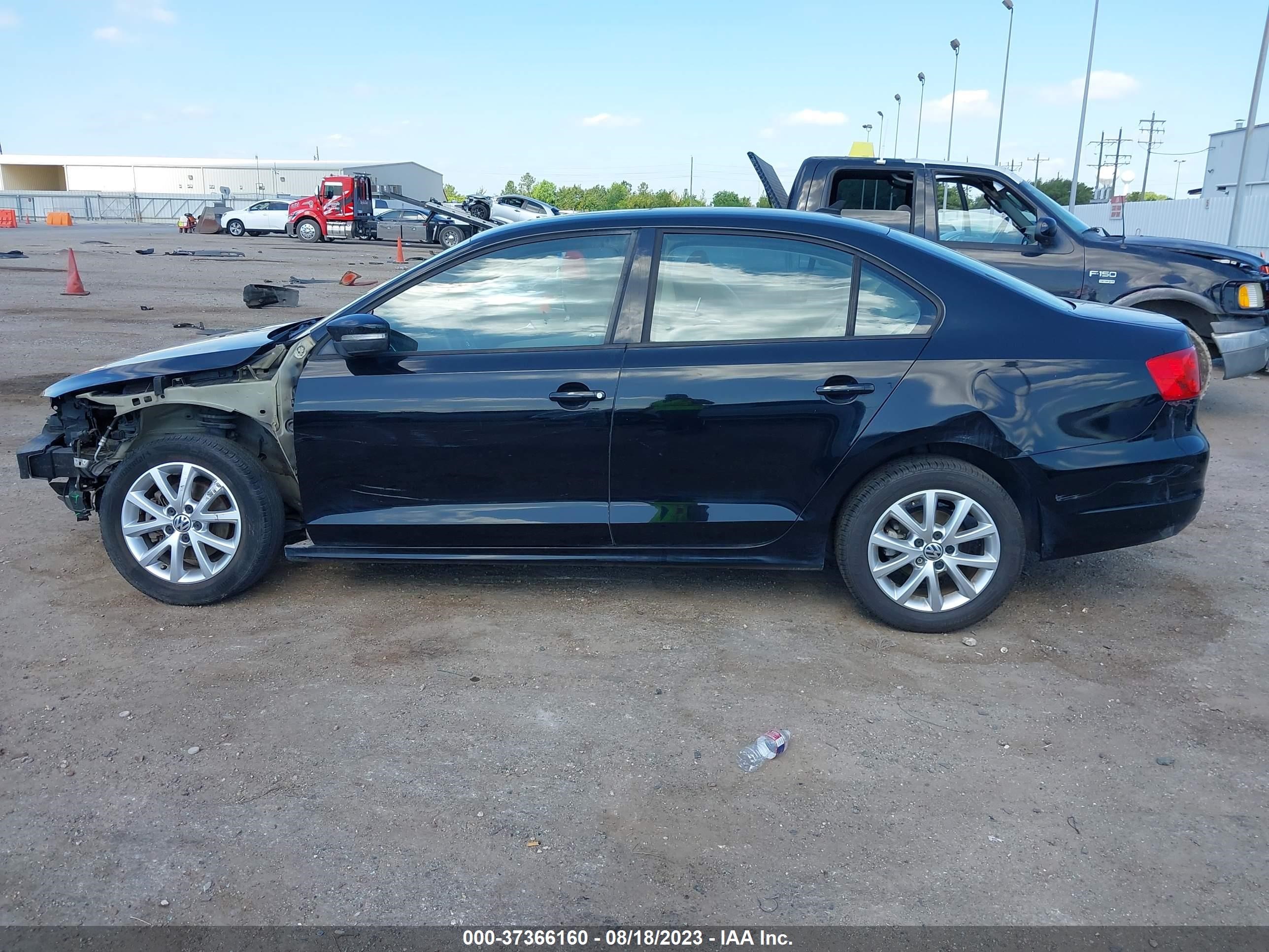 Photo 14 VIN: 3VWDP7AJ1CM361166 - VOLKSWAGEN JETTA 