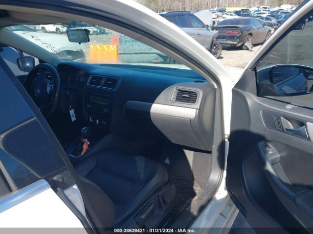 Photo 4 VIN: 3VWDP7AJ1DM209759 - VOLKSWAGEN JETTA 