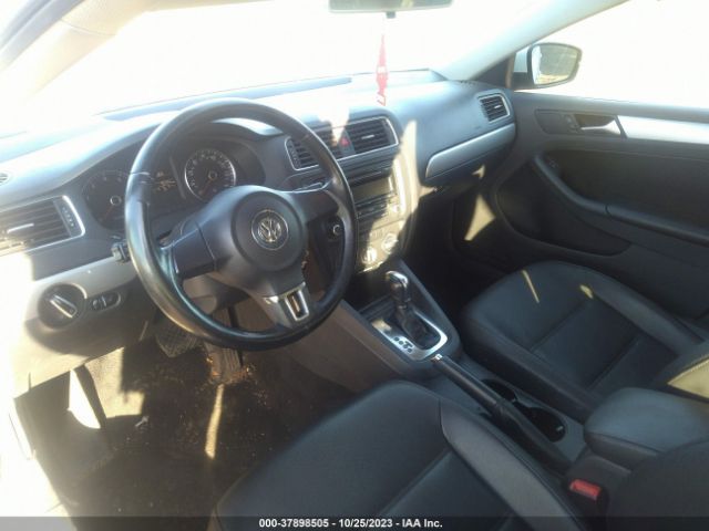 Photo 4 VIN: 3VWDP7AJ2DM219233 - VOLKSWAGEN JETTA 