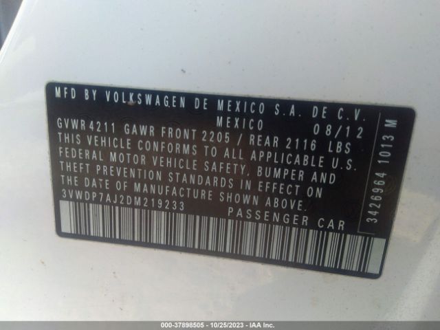 Photo 8 VIN: 3VWDP7AJ2DM219233 - VOLKSWAGEN JETTA 