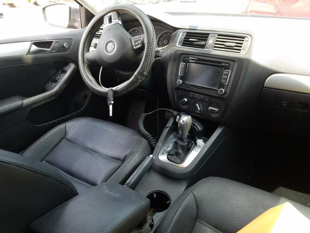 Photo 8 VIN: 3VWDP7AJ2DM242365 - VOLKSWAGEN JETTA SE 