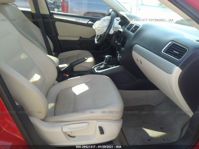 Photo 4 VIN: 3VWDP7AJ2DM397045 - VOLKSWAGEN JETTA 