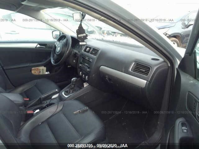 Photo 4 VIN: 3VWDP7AJ2DM411932 - VOLKSWAGEN JETTA SEDAN 