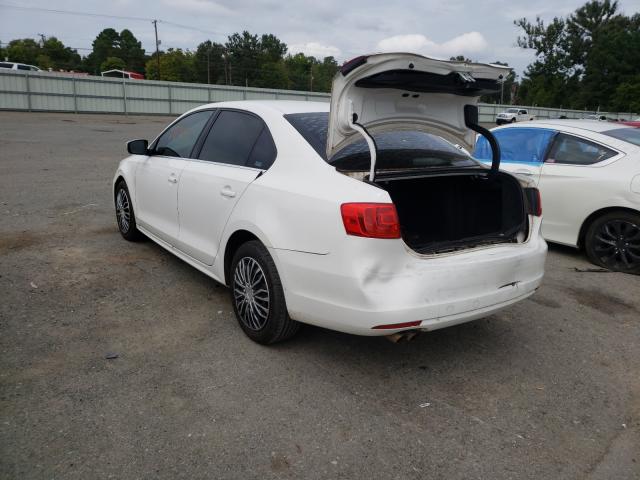 Photo 2 VIN: 3VWDP7AJ2DM417472 - VOLKSWAGEN JETTA SE 