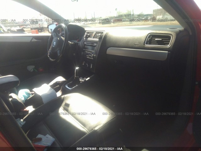 Photo 4 VIN: 3VWDP7AJ2DM437608 - VOLKSWAGEN JETTA SEDAN 