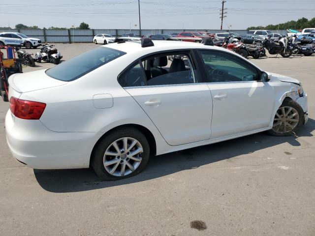 Photo 2 VIN: 3VWDP7AJ3DM201808 - VOLKSWAGEN JETTA SE 