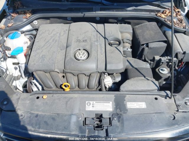 Photo 9 VIN: 3VWDP7AJ3DM306896 - VOLKSWAGEN JETTA 