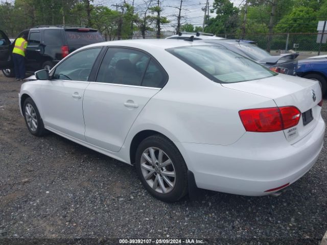 Photo 2 VIN: 3VWDP7AJ3DM363132 - VOLKSWAGEN JETTA 