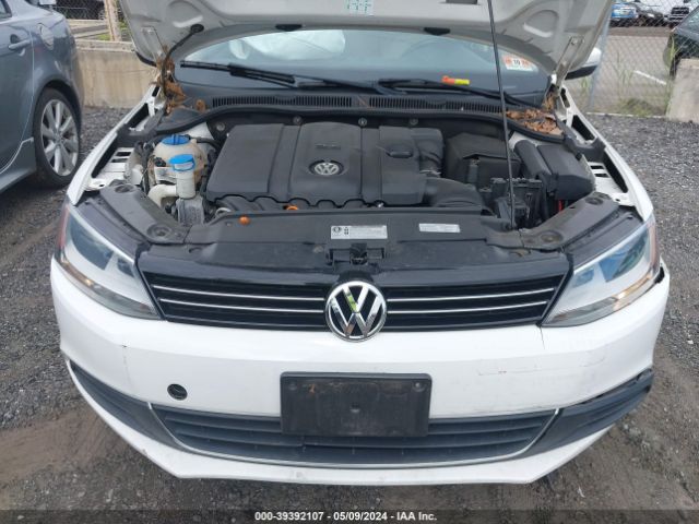 Photo 9 VIN: 3VWDP7AJ3DM363132 - VOLKSWAGEN JETTA 