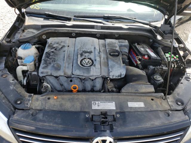 Photo 6 VIN: 3VWDP7AJ3DM401331 - VOLKSWAGEN JETTA SE 