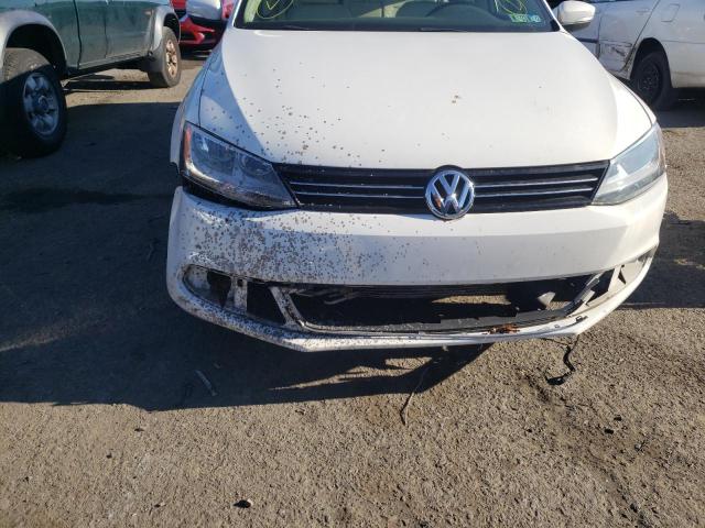 Photo 8 VIN: 3VWDP7AJ3DM421255 - VOLKSWAGEN JETTA SE 