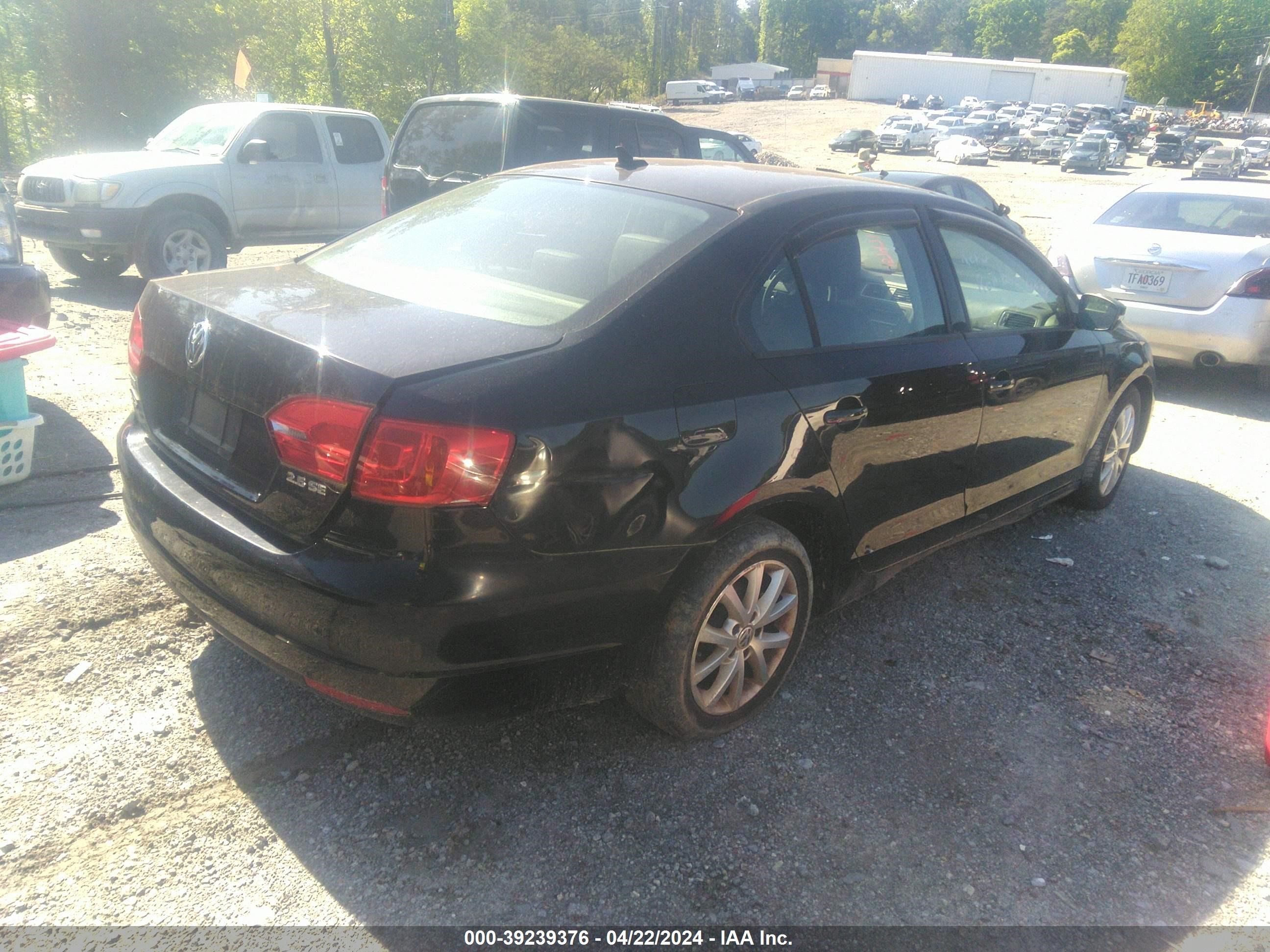 Photo 3 VIN: 3VWDP7AJ4CM457471 - VOLKSWAGEN JETTA 