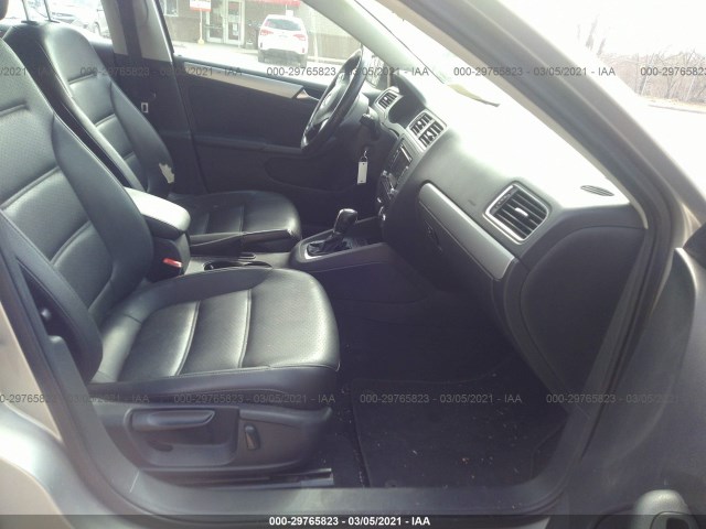 Photo 4 VIN: 3VWDP7AJ4DM270443 - VOLKSWAGEN JETTA 