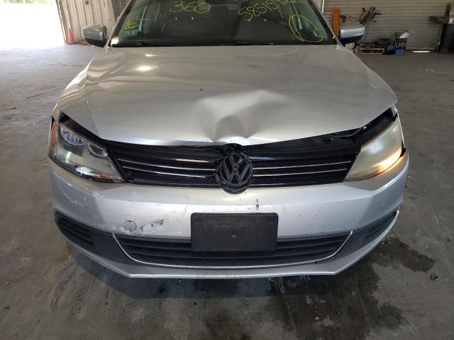 Photo 8 VIN: 3VWDP7AJ4DM311413 - VOLKSWAGEN JETTA SE 