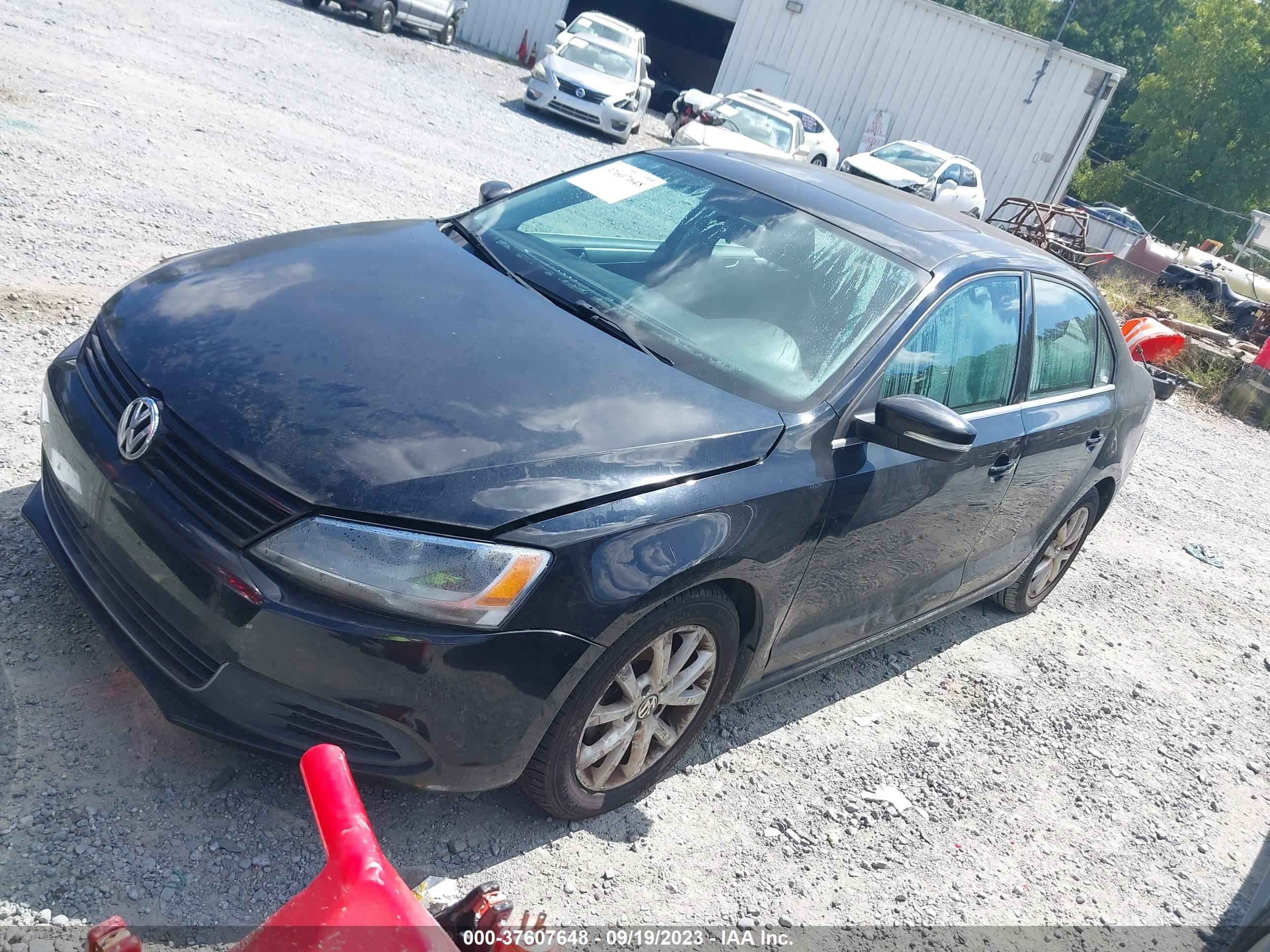 Photo 1 VIN: 3VWDP7AJ4DM398732 - VOLKSWAGEN JETTA 