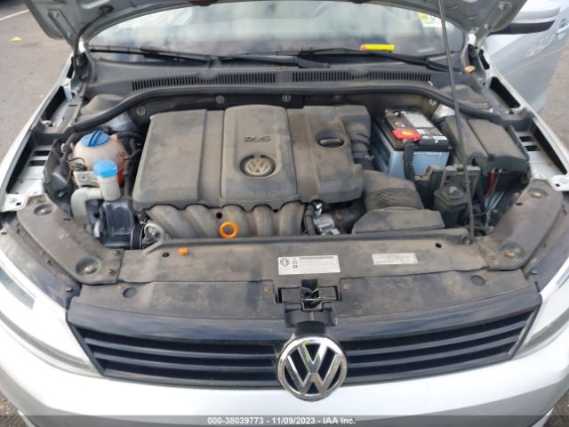 Photo 9 VIN: 3VWDP7AJ5CM420297 - VOLKSWAGEN JETTA SEDAN 